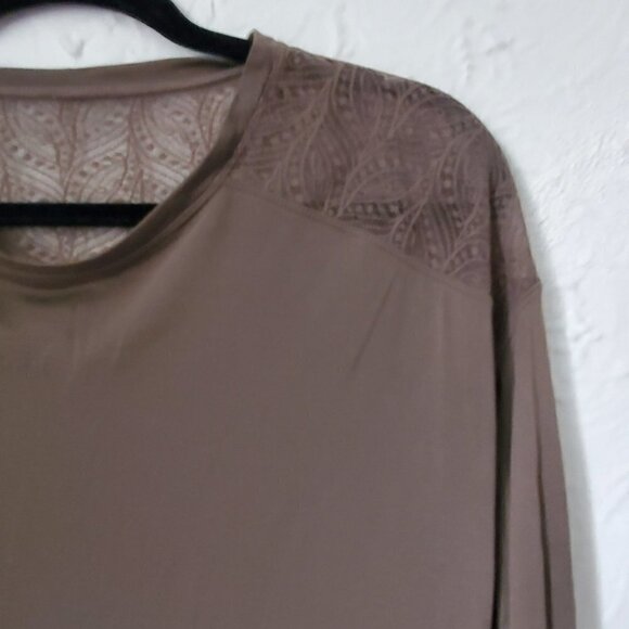 BCBG MaxAzria Ava Jersey Top - Picture 7 of 8